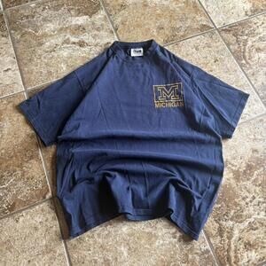 vintage 90s heavyweight oversized university of michigan tee
